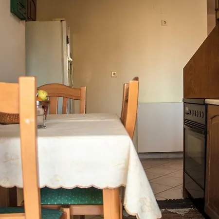 Eva's House